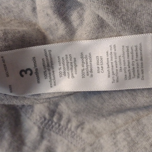 Baby Carter's Onesy shorts with hood size 3months... - Picture 7 of 8